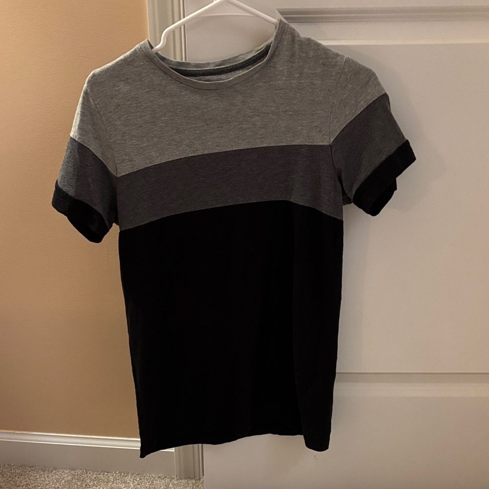 Free Planet Gray and Black Short Sleeve Tee